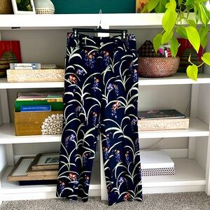 Maeve The Colette navy floral linen blend pants from Anthropologie! Size 27.
